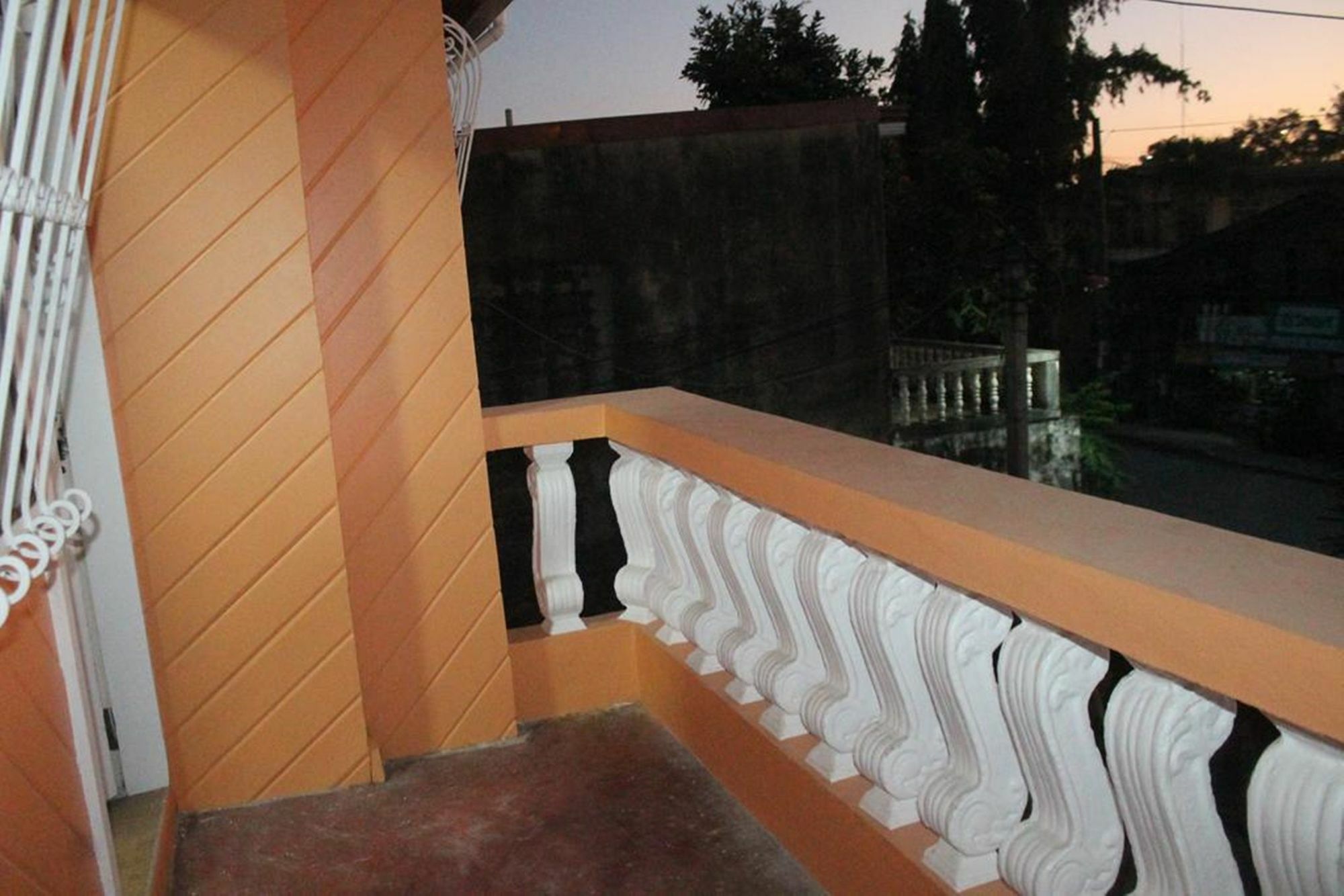 Francesca'S Inn Tagbilaran City Exteriör bild